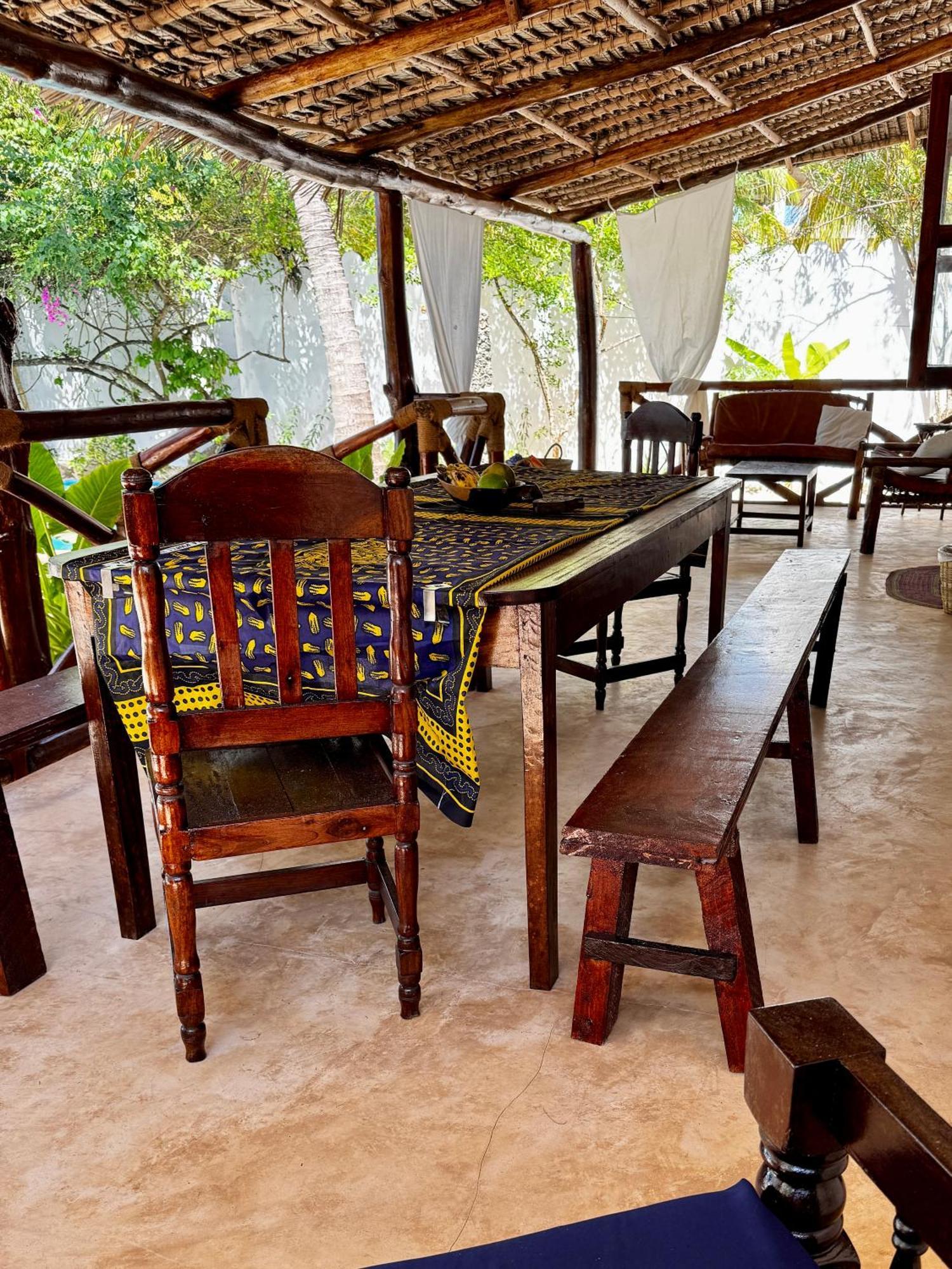 Villa Kipara - Private Beach & Pool Pwani Mchangani Exterior photo